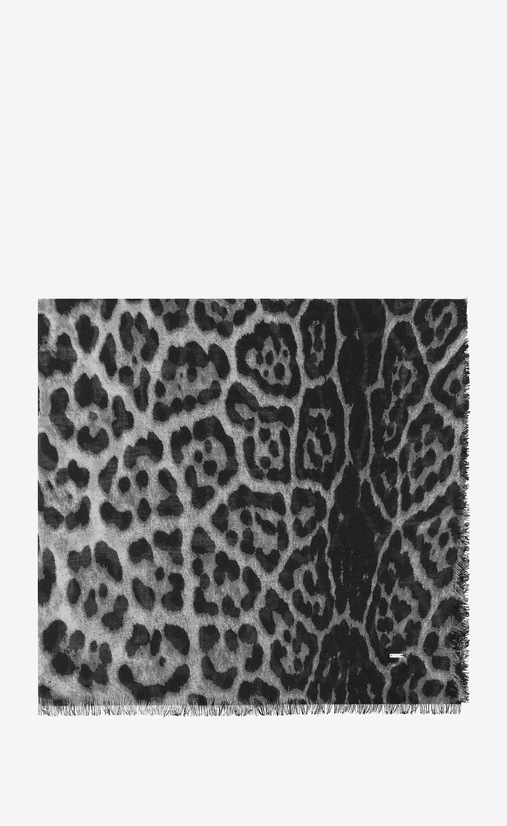 Large square scarf with leopard print in gray and black cashmere and silk